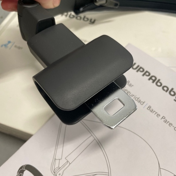 UPPAbaby Black Stroller Bumper Bar - Picture 6 of 12
